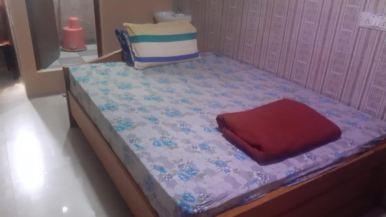 S.s.k Residency Guest house *